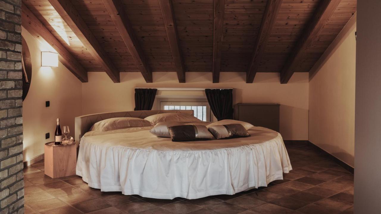 Agriturismo Relais La Casina Cavriana Buitenkant foto